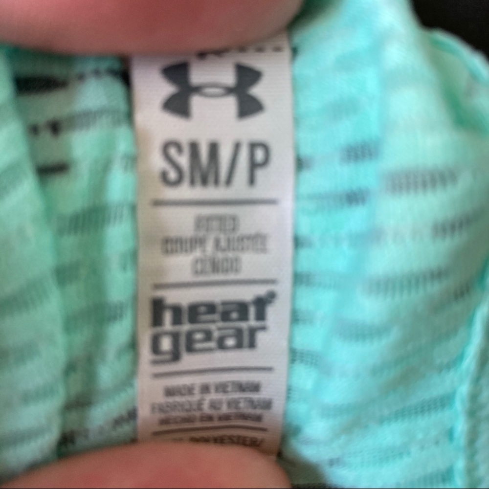 Zella/Under Armour  tops. EUC like new - Picture 2 of 4